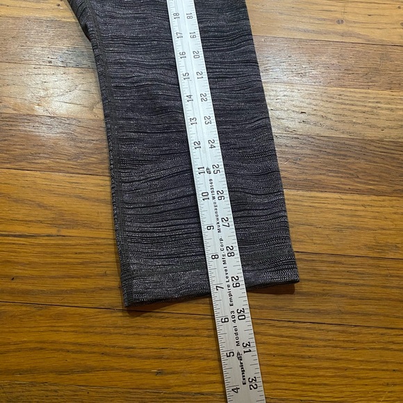 Lululemon athletic pants - size 10 - Picture 5 of 7